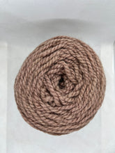 Cargar imagen en el visor de la galería, Ovillo de lana mediana | Uva y Cochinilla
