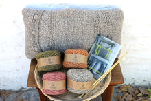 Cargar imagen en el visor de la galería, Kit de Tejido Cojín Quimán - Color Verde