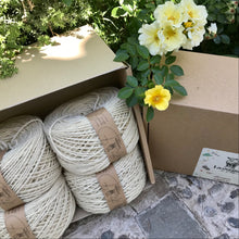 Cargar imagen en el visor de la galería, Caja de Regalo Grande