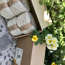 Cargar imagen en el visor de la galería, Caja de Regalo Grande