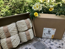 Cargar imagen en el visor de la galería, Caja de Regalo Grande