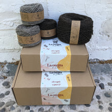 Cargar imagen en el visor de la galería, Caja de Regalo Mediana