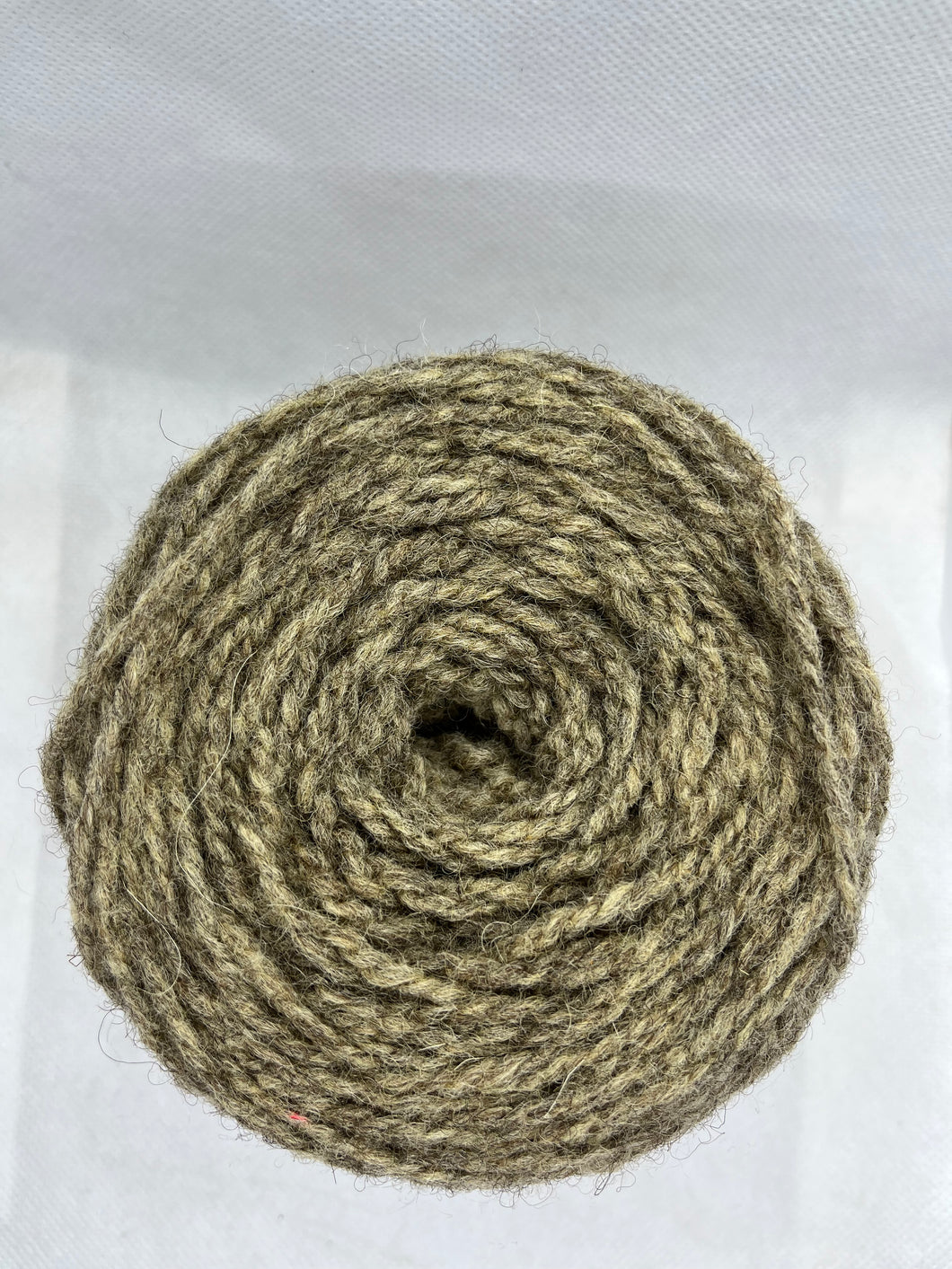 Ovillo de lana mediana I Cebolla