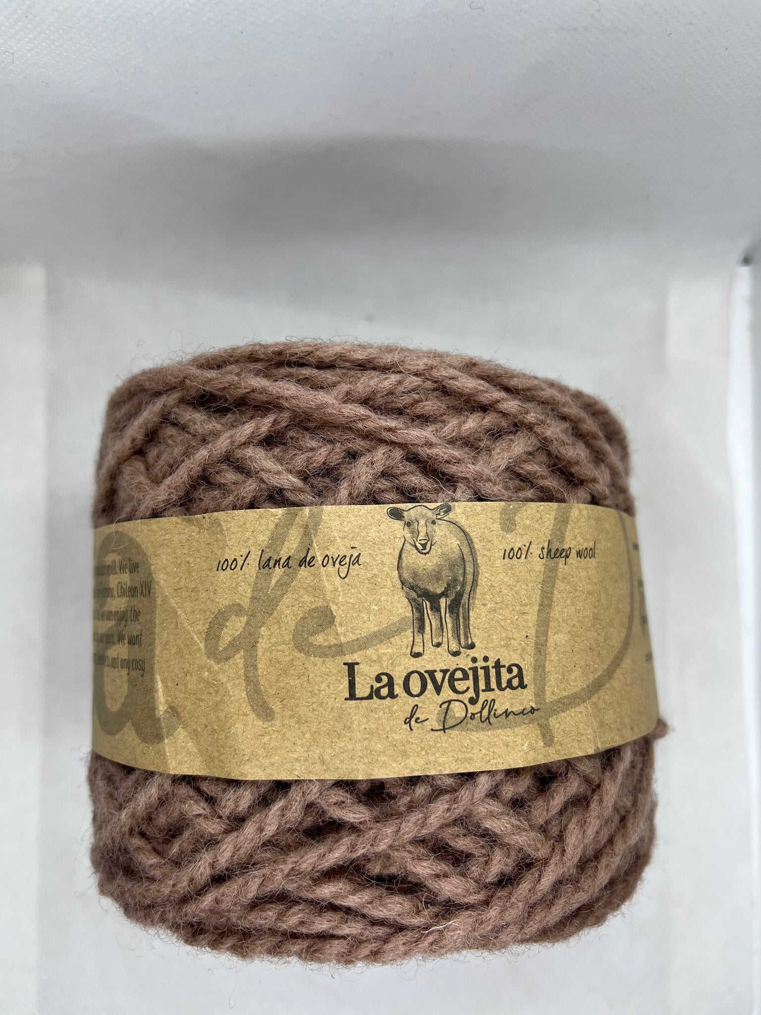 Ovillo de lana mediana  Natural Blanca – La Ovejita de Dollinco