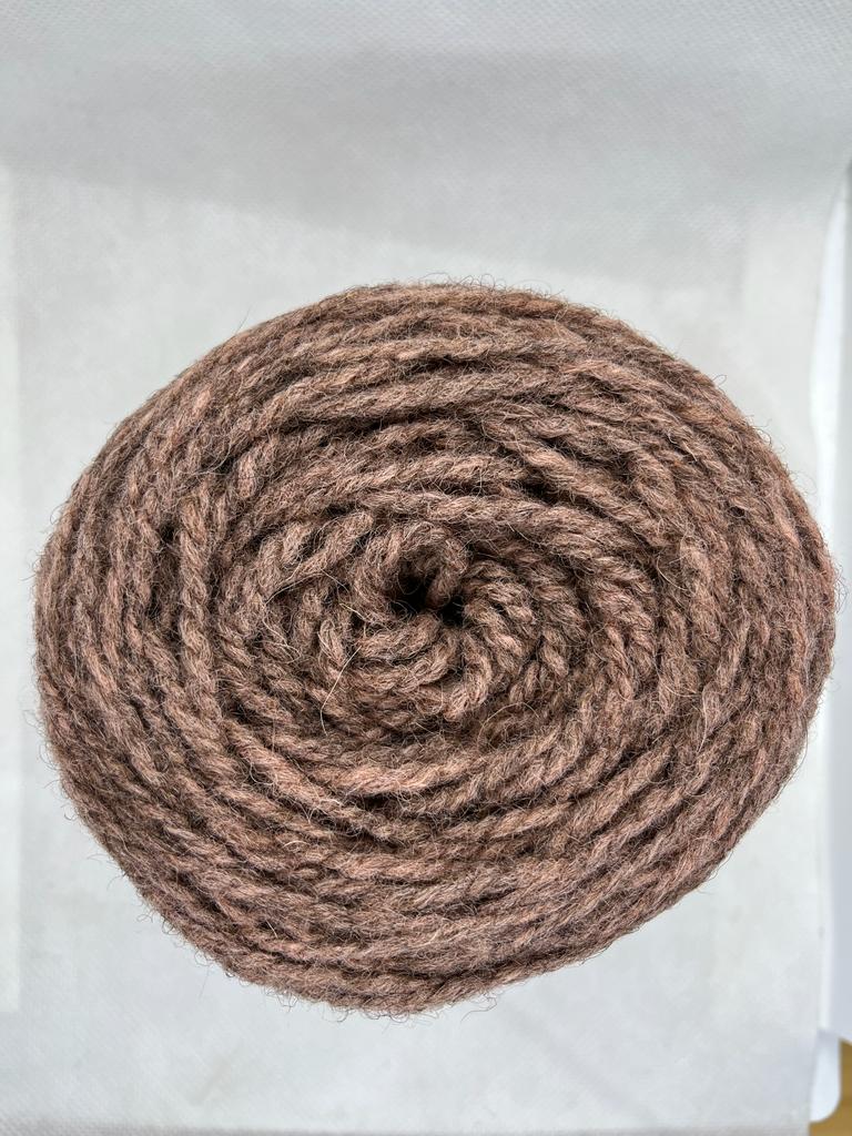 Ovillo de lana mediana | Uva y Cochinilla