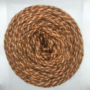 Ovillo de lana mediana | Cebolla y Cochinilla Pitío