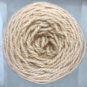 Ovillo de lana mediana | Cochinilla y Cebolla