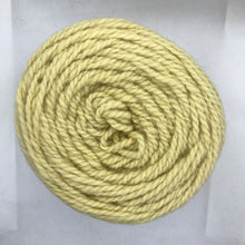 Cargar imagen en el visor de la galería, Ovillo de lana mediana | Zanahoria
