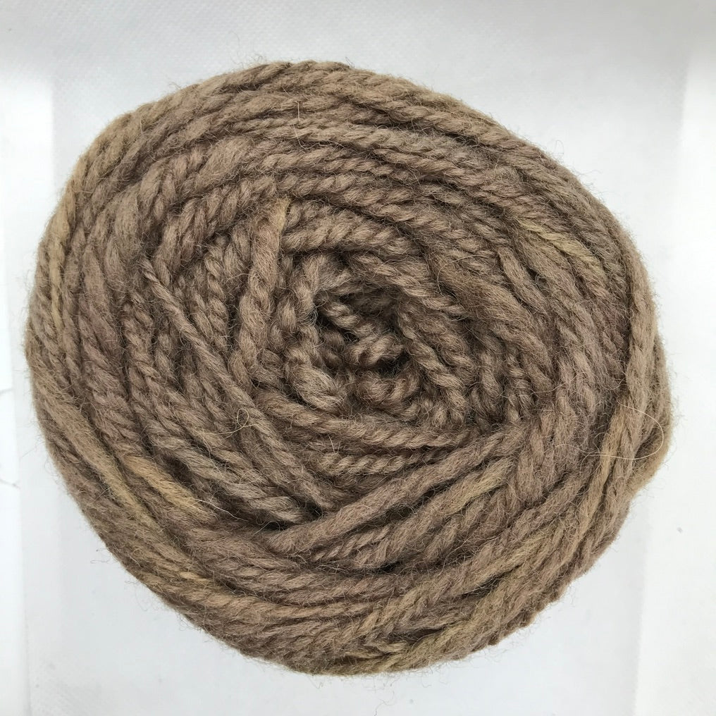 Ovillo de lana mediana | Uva