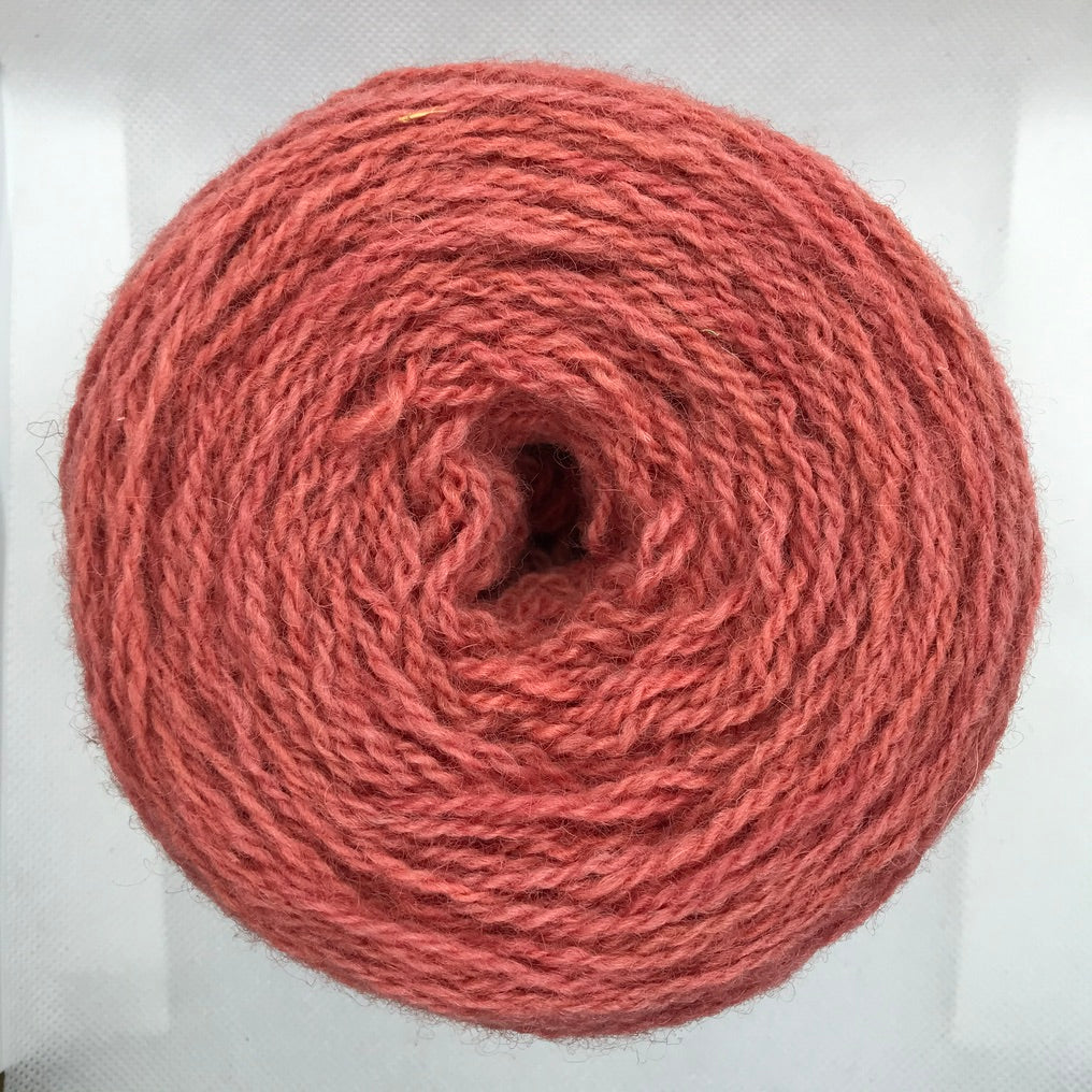 Ovillo de lana delgada | Durazno Cochinilla